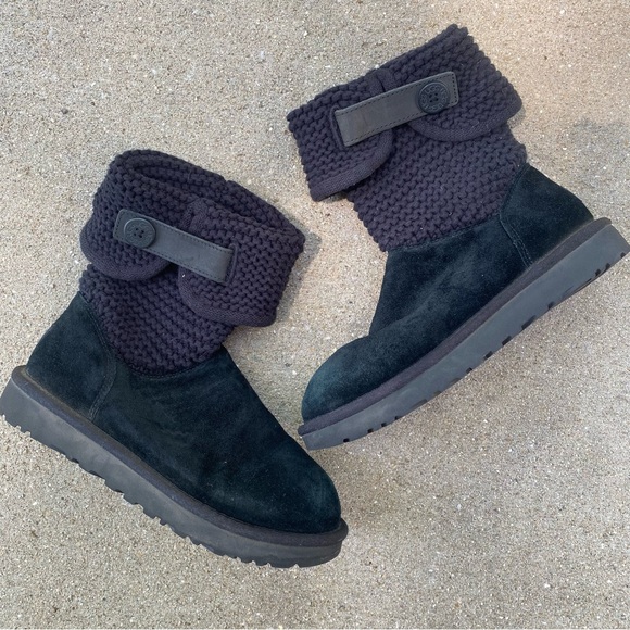 UGG | Shaina Black Sweater Cuff Booties Boots 7 - Picture 6 of 10